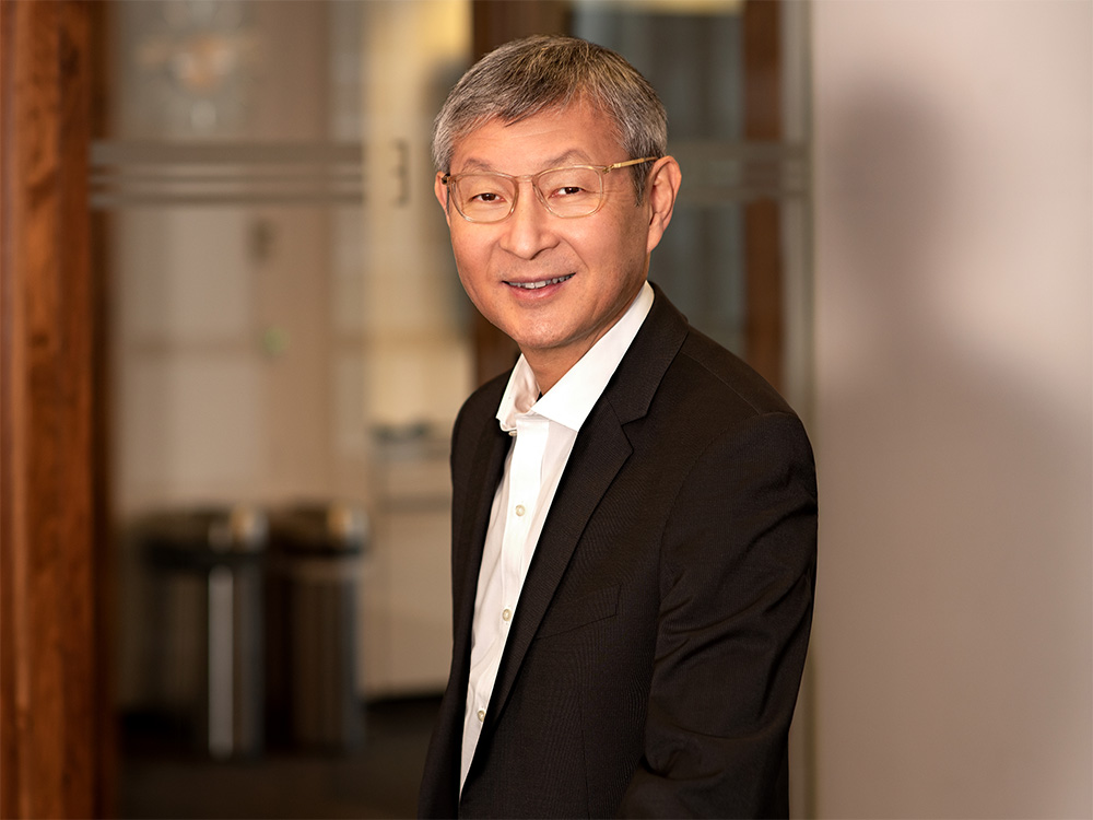 Sung Yang